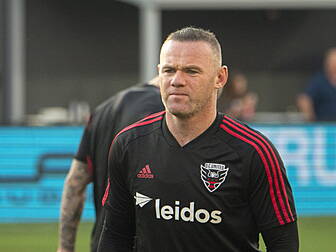 Rooney in talks to return to E...